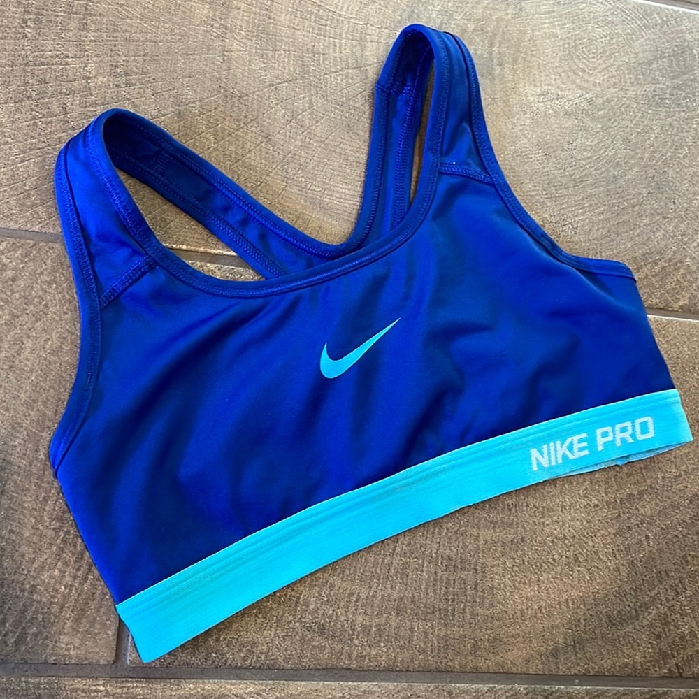 Nike sports bra